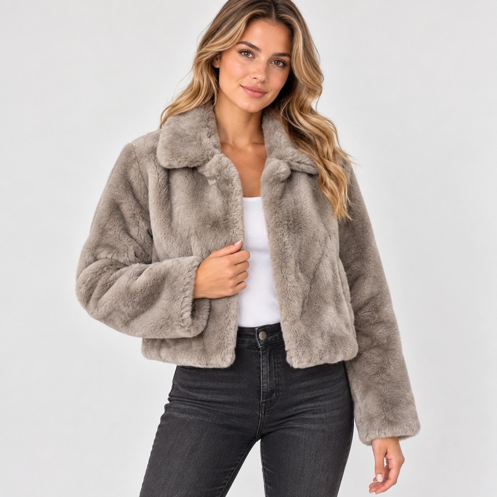 Blank NYC Faux Fur Jacket Womens XS Grey Taupe Cropped Teddy Plush Collar